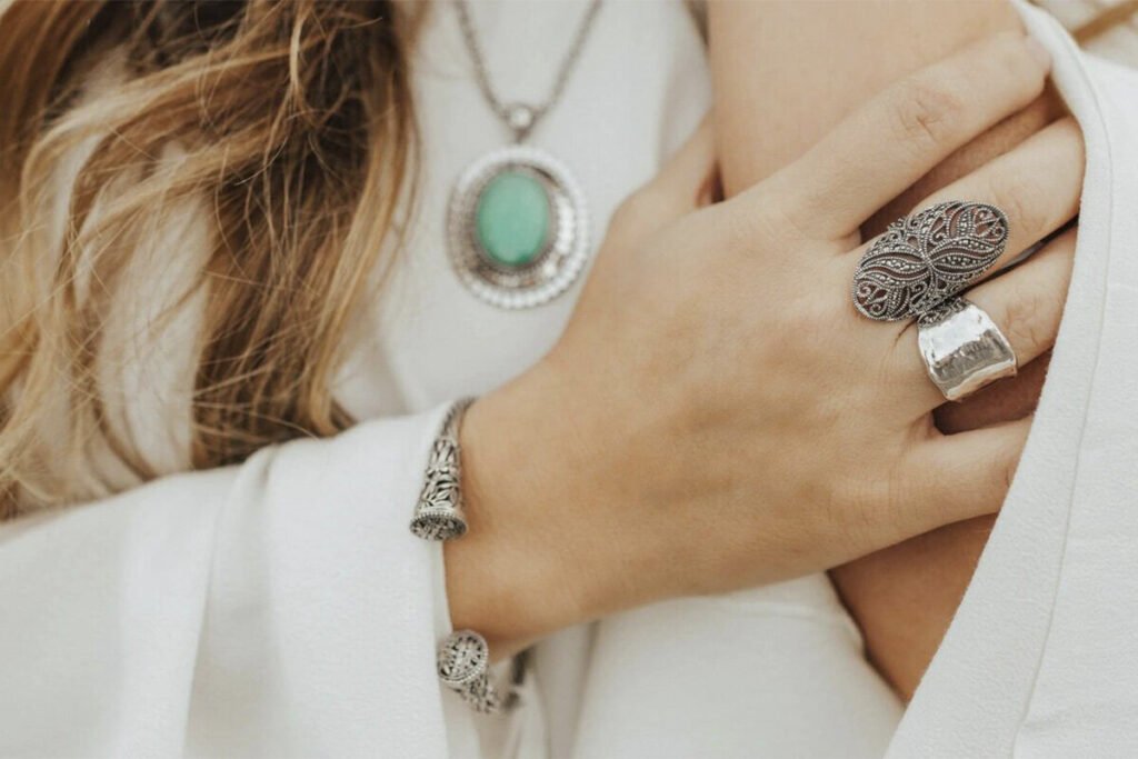 How to Style Jewellery with Every Outfit